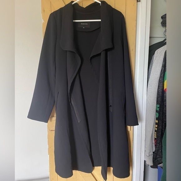 Aritzia Babaton Black Cormac Flowy Black Zip Long Trench Coat Sz Medium - Picture 4 of 7